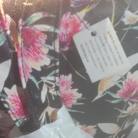 Floral Backpack - Picture 6 of 6